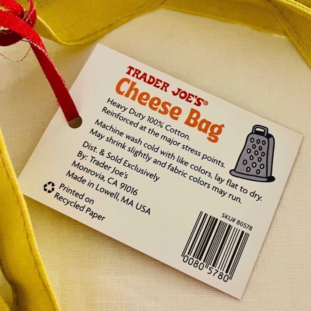 NWT. Trader Joe's Cheese Lover tote Bag! double handle cotton tote 100% cotton - Picture 4 of 6